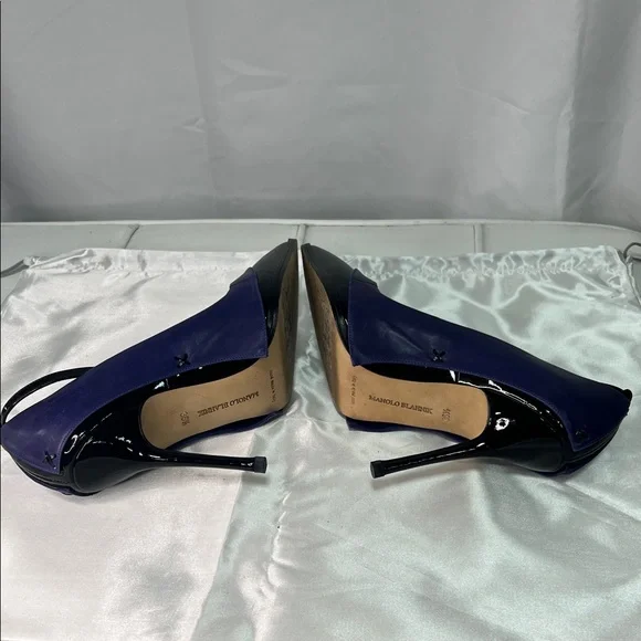 Manolo Blahnik Black and Blue Heels - Picture 8 of 10